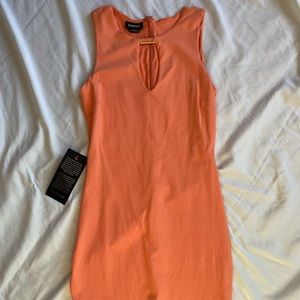 !! NEW !! BEBE Peach Fitted Mini Dress - Women’s Medium